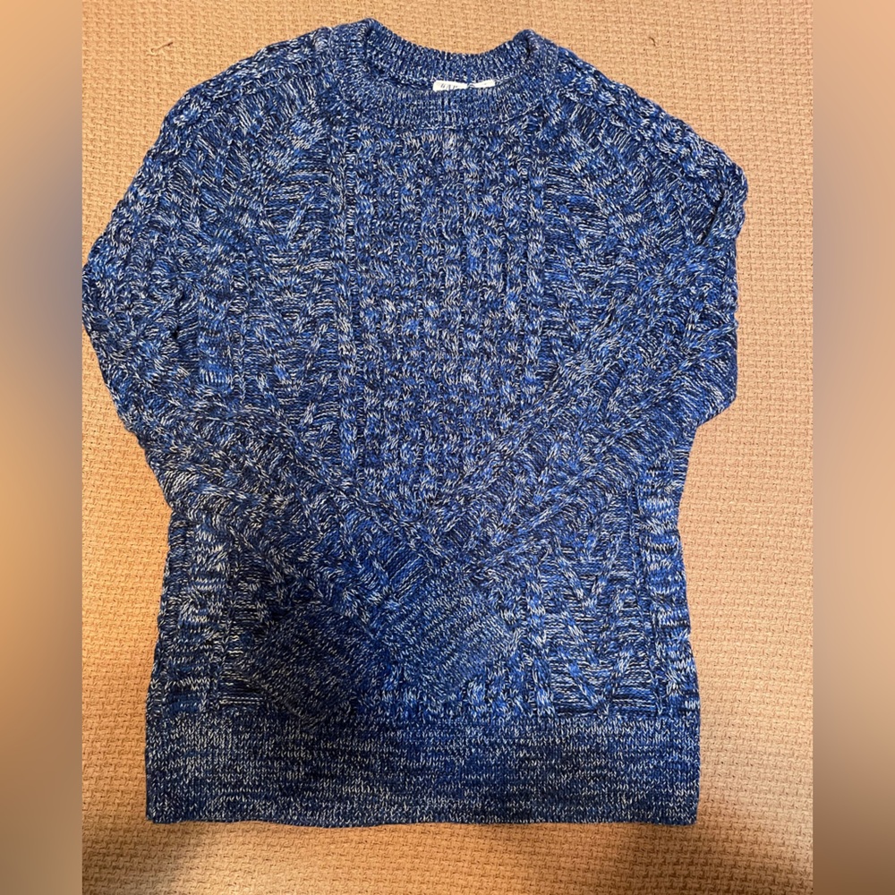 Gap blue cable knit sweater